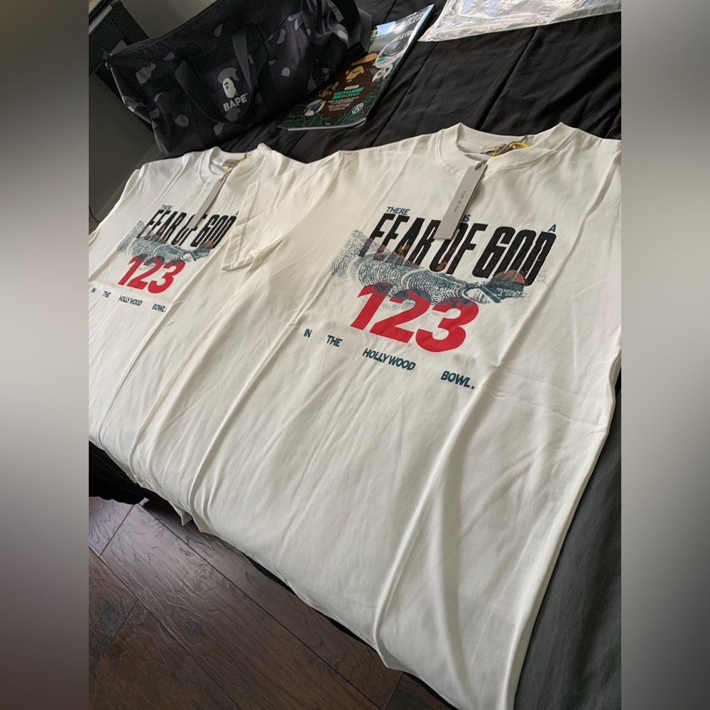 FEAR OF GOD GRAPHIC TEE